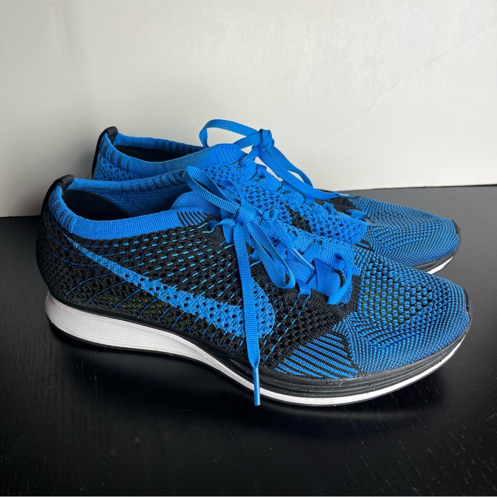 Nike Blue Black Flyknit Athletic Shoes